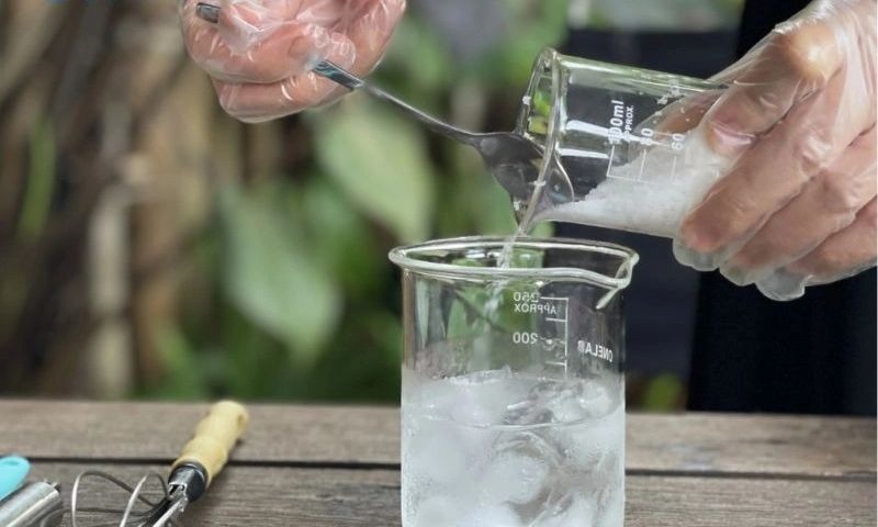 Xút Đài Loan dễ hòa tan trong nước