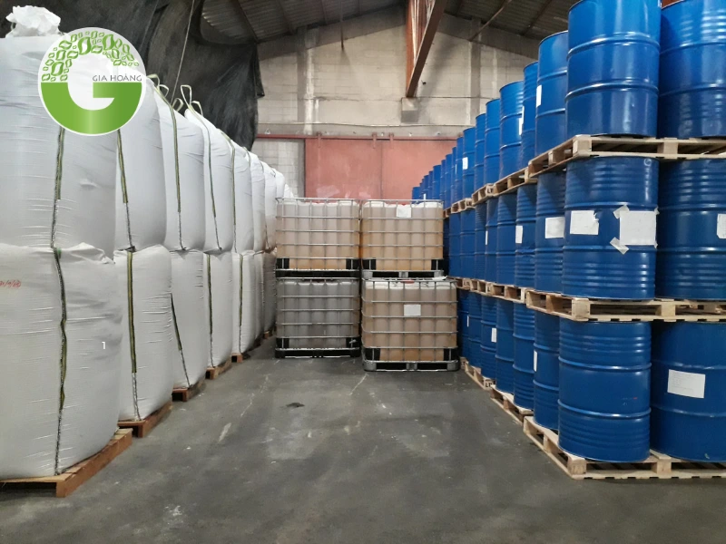 Lưu trữ tẩy đường trong bao bì kín tại khu vực khô ráo, thoáng mát