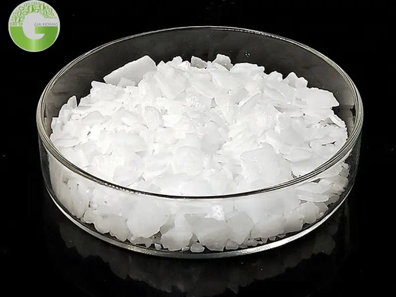 Xút Công Nghiệp (NaOH): Ứng Dụng Đa Ngành Và Vai Trò Trong Sản Xuất