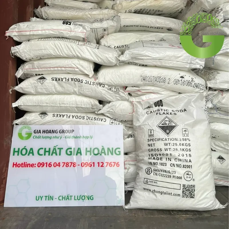 Tính chất vật lý và hóa học của xút vảy NaOH Trung Quốc