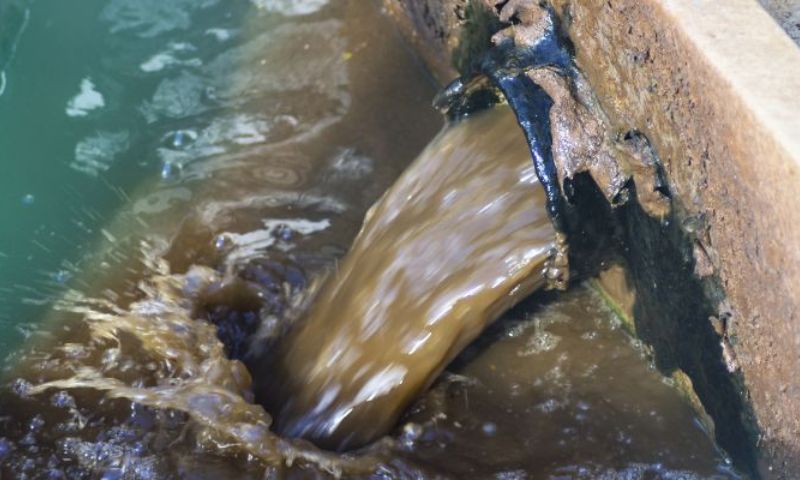 Chất khử màu giúp khử sạch màu trong nước thải