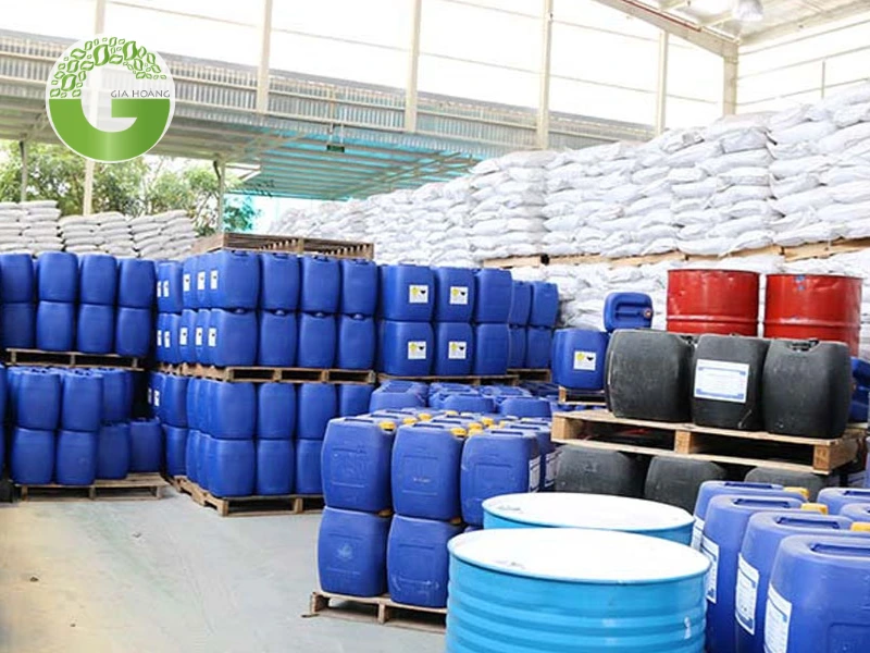 Axit HCl 32% trong sản xuất hóa chất và vật liệu
