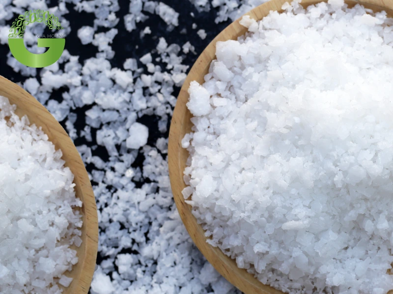 Các ứng dụng chính của xút vảy (NaOH) trong chế biến thực phẩm