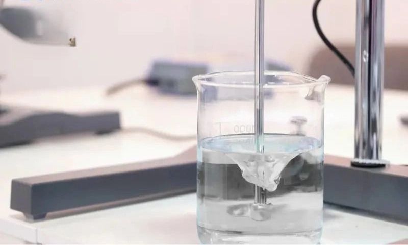 Dung dịch Xút 32% có tính bazơ mạnh mẽ